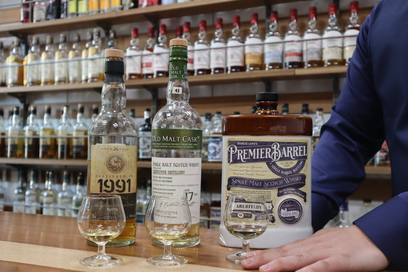 FEVER ボトラーズウイスキー お一人様1本限り！＞ ブティックウイスキー ブレンデッドウイスキー＃3